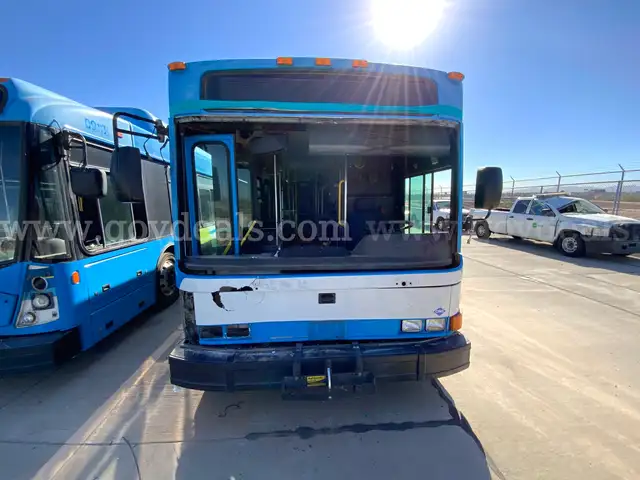 USED 2007 NABI BUS