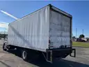 2011 Freightliner M2 106 CONVENTIONAL CAB, 6.7L L6 DIESEL 24&#x27; Box truck/Straight truck.