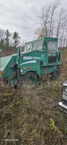 Elgin Pelican Street Sweeper