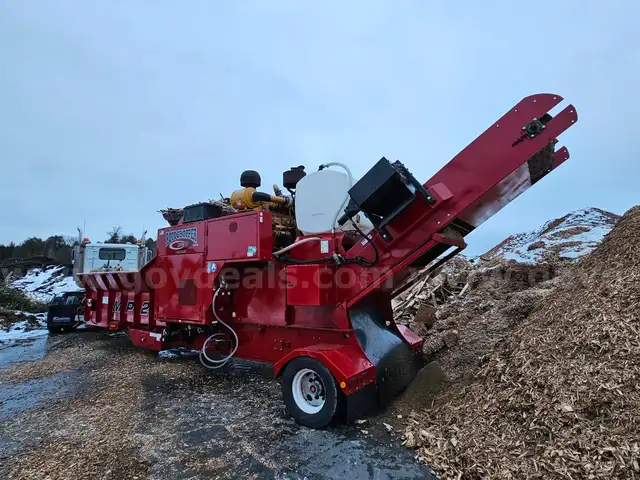 2013 Rotochopper MP2 Horizontal Grinder