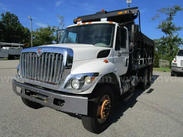 2012 International 7400 Tandem 15&#x27; Godwin Dump Truck w/ 2way Dump Door   **Please read FULL Description**