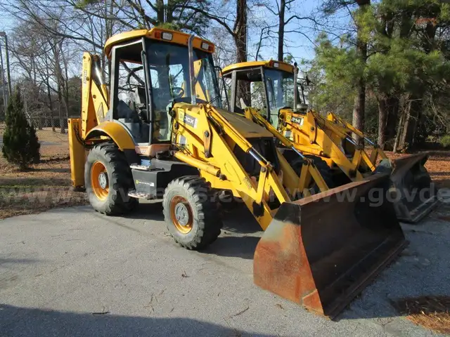 2007 JCB  3CX    4x4 Backhoe/Loader  Open Canopy w/ Windshield  **please read description**