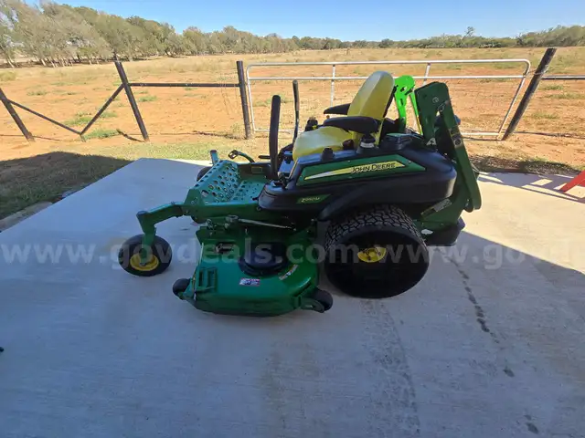 2015 John Deere Zero Turn 72"