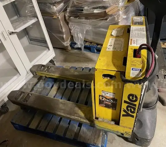 2016 Yale MPW050-E Electric Pallet Truck