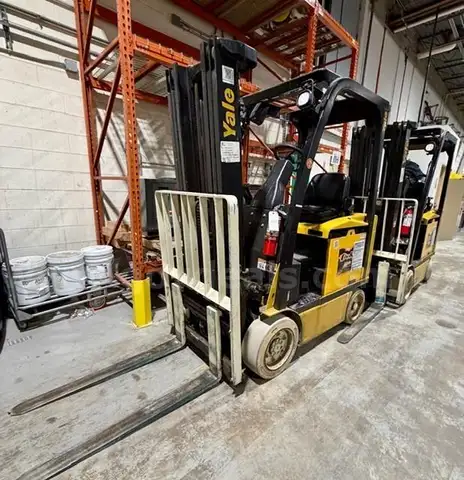 2012 Yale ERC040VA Electric Forklift with Charger,
