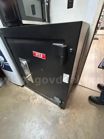 American Security Products Fire Resistant SAFE AMSEC 3&#x2019;LX2&#x2019;WX41&#x22;H