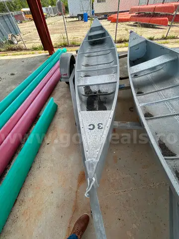 17FT Aluminum Canoe
