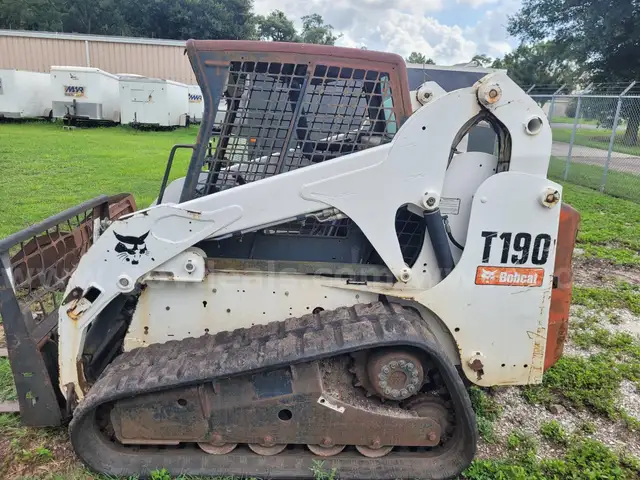 2010 Bobcat T190 Skid Steer