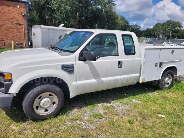 2008 Ford F-250 SD XL SuperCab 2WD** 24,101.9 miles**