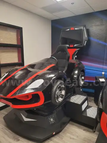 VIRTUAL REALITY  " RACE CAR "
