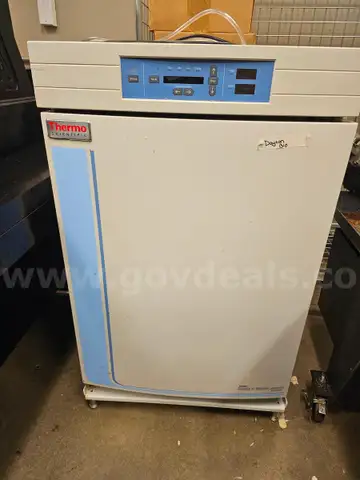 Thermos Scientific CO2 Incubator