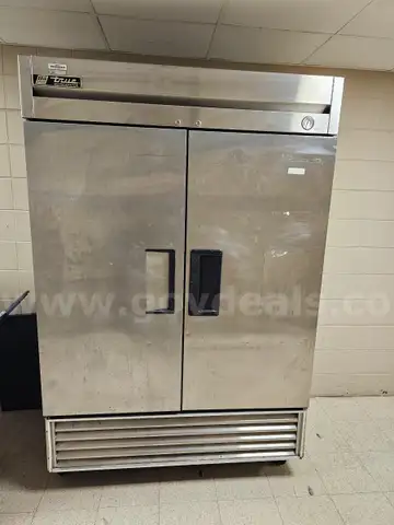 True Refrigerator