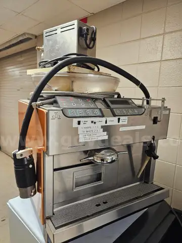 Mastrena Espresso Machine