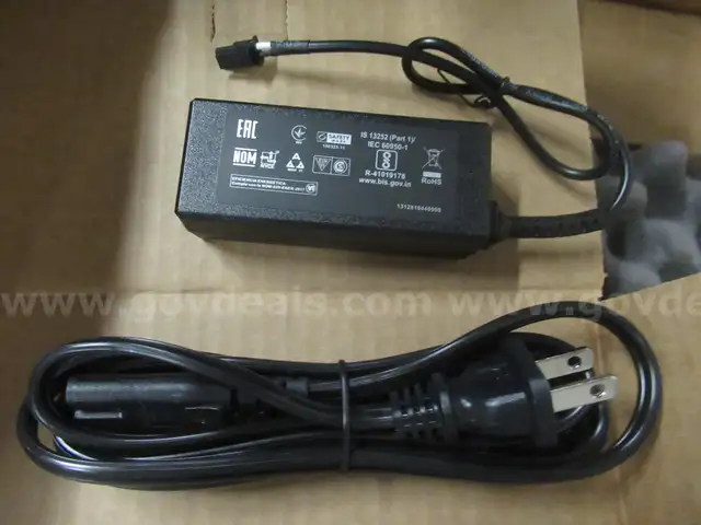 #3902 (160) New Kronos Power Adapters