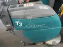 #3942 (9) Used Floor Scrubbers/Floor Buffers/Vacuum&#x27;s
