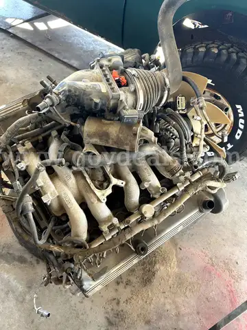 Model V10 Ford Model Engine