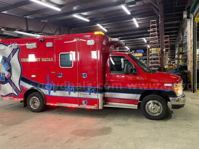 2019 FORD E450 - HORTON AMBULANCE