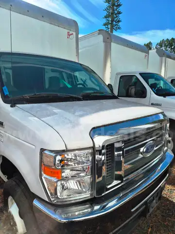 2021 Ford E 450 17 foot box truck with lift gate Special EL Conversion ready  NOS