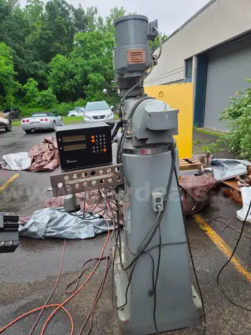 Sharp Vertical Mill