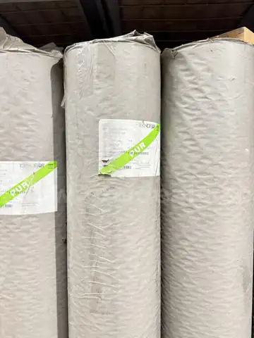 Brand NEW - 984.8 sq. ft. of Commercial Grade Vinyl Flooring # 88611 Full Sun - MSRP $3000