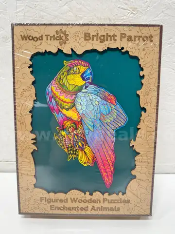 Brand New - Wood Trick Figured Wooden Puzzles Bright Parrot 153 parts - Shipping Available