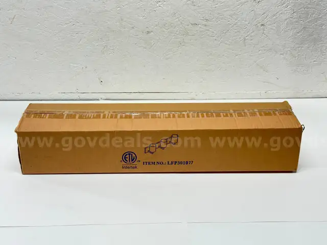 Brand New - 24" Bathroom Vanity Light Fixtures 3 Lights LFP301077 - Shipping Available