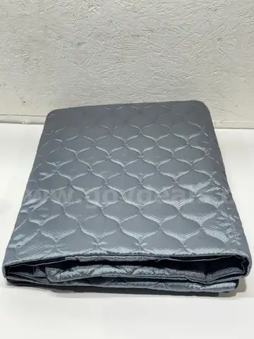 Brand New - Back Seat Extender for Dogs Cats,Car Seat Cover with Hard Support - Shipping Available