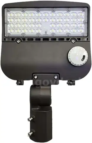 Brand New - 200W LED Street Light with Motion Sensor, 5000K Daylight, 28,000 Lumens, Slip Fitter - Shipping Available