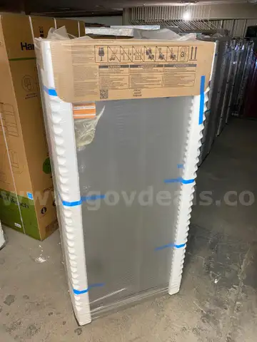 NEW 17.7 cu. ft. SideKicks Frost Free Upright Freezer MSRP $2,198.