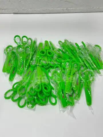 Brand New - Lot of 50 Paper Scissor, Green  - Shipping Available
