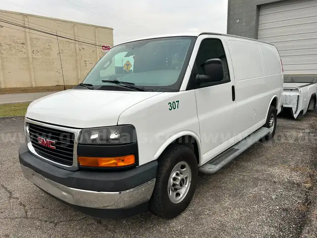 2019 GMC Savana 2500 Cargo Van
