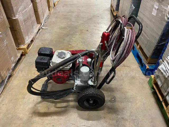 Titan PowrTwin 8900 Plus Gas Powered Airless Paint Sprayer