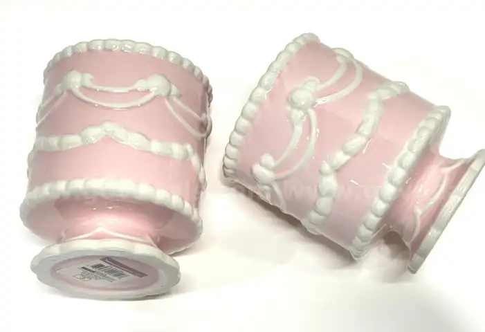 Brand New - 2 PCS - Ceramic Makeup Brush Pencil Holders Pink Cake - Shipping Available