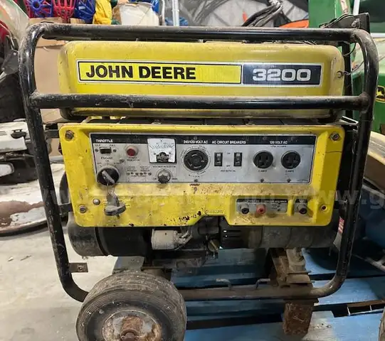John Deere  Generator