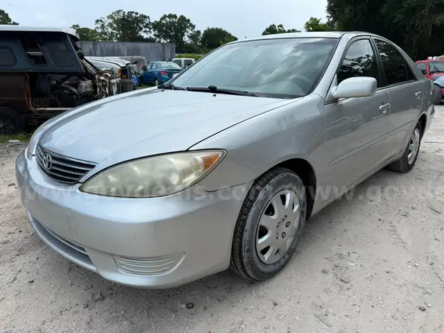 2006 Toyota Camry LE