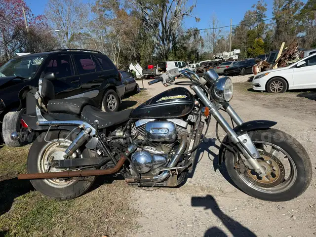 2002 Suzuki VZ800 MARAUDER