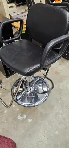 barber chair and misc equipment