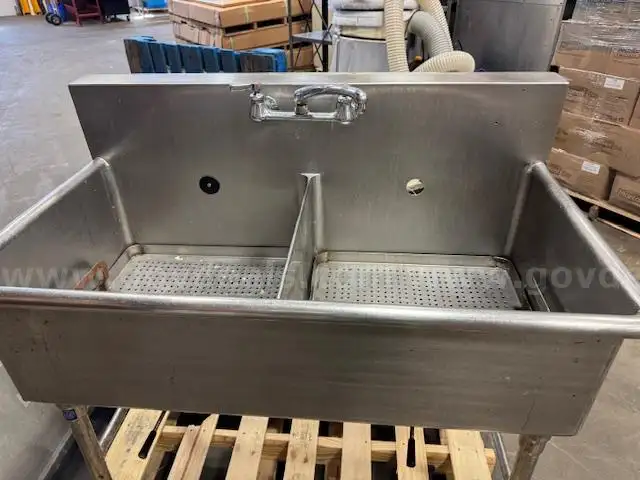 4&#x27; two bay Vegetable wash sink
