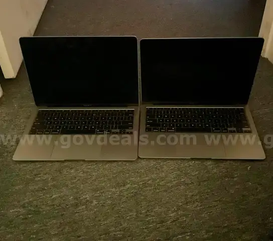Lot of 10 Apple MacBook AIR 13-Inch (2020) – Model A2179