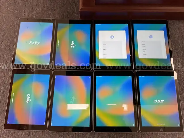 LOT OF 100 IPADS 6   32GB