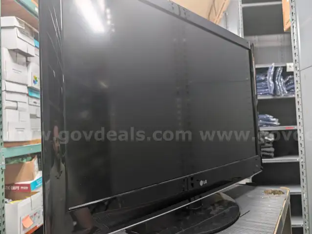 LG 42&#x22; TV