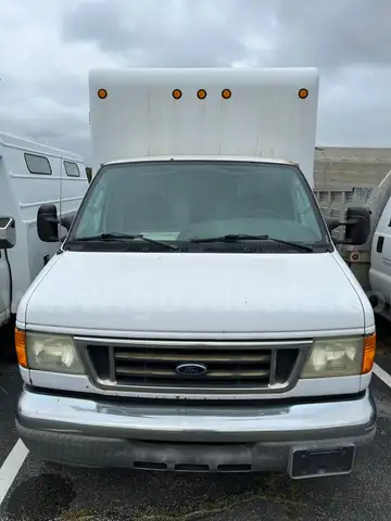 2005 Ford Econoline