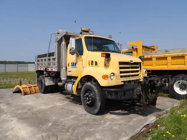 2001 Sterling L7500 Dump Truck