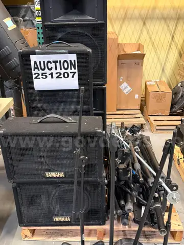 Yamaha speakers with assorted stands