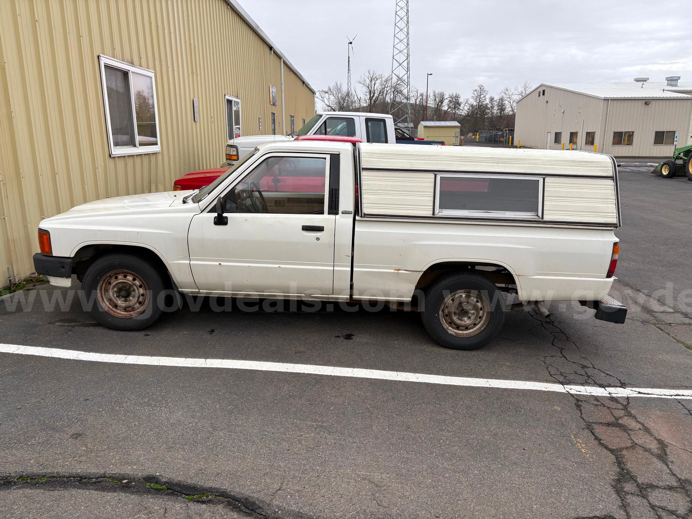 大分東明　TOMEI ラグビー ヘッドギア ホワイトL 1985 Toyota Pickup For Sale At Auction - Mecum Auctions