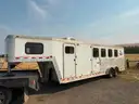 2002 Kiefer 4 Horse Trailer Slant Load Gooseneck Genesis X-440 with living quarters