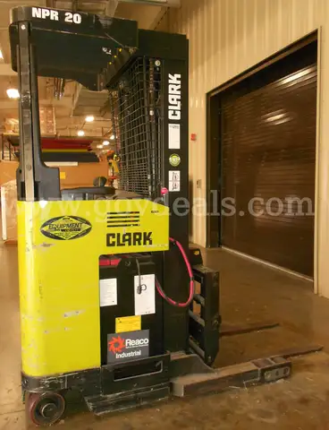 Clark Warehouse Lift with Battery & Battery Charger