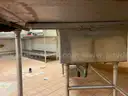 STAINLESS STEEL SINK