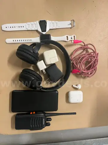 Electronic lot
