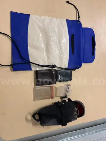 Small bags and wallets